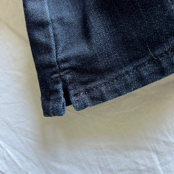 NWOT Eddie Bauer Curvy Crop Mid-rise Jeans, Dark Wash, Size 2 - Picture 11 of 11